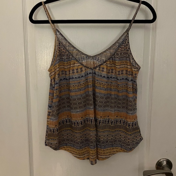 Aztec crop top - Picture 2 of 4